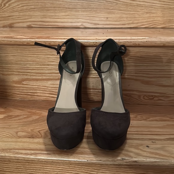 Aldo Olive Green Heels 8.5 - Picture 2 of 5